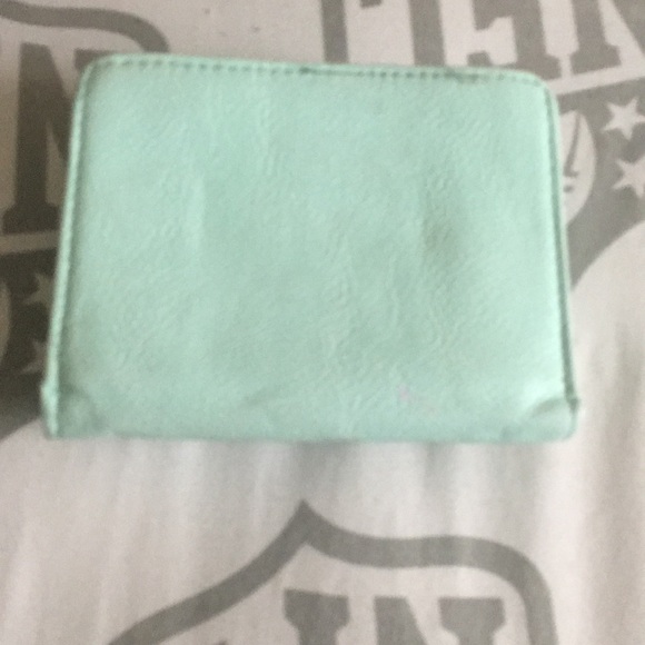 Wallet - Picture 2 of 5